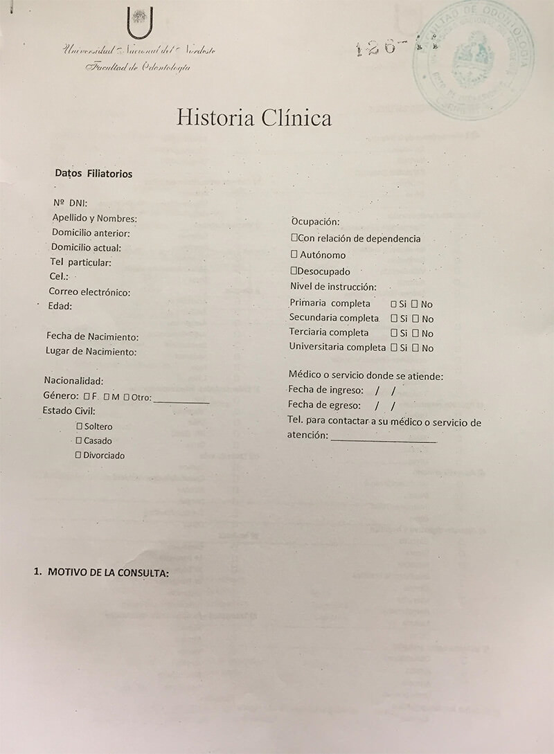 Figura 1a: Modelo de Historia Clínica del Servicio de Ortodoncias FOUNNE