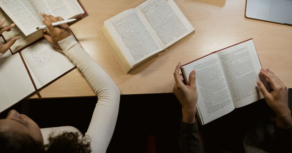 Historia clínica utilizada en el Postgrado de Odontología Operatoria y Estética. Estructura y llenado II. Generalidades sobre la estructura y el llenado de la historia clínica: partes de la estructura y pautas para el correcto llenado de la historia clínica