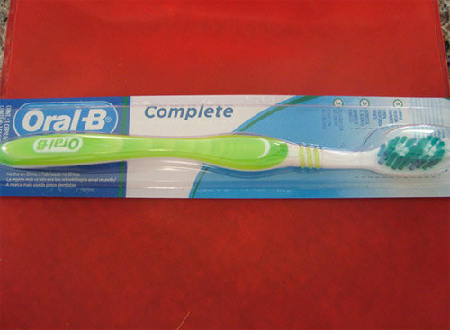 Figura 1 Cepillo dental Oral B Complete®.