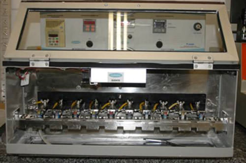 Fig.2 Máquina de cepillado utilizada en este estudio.